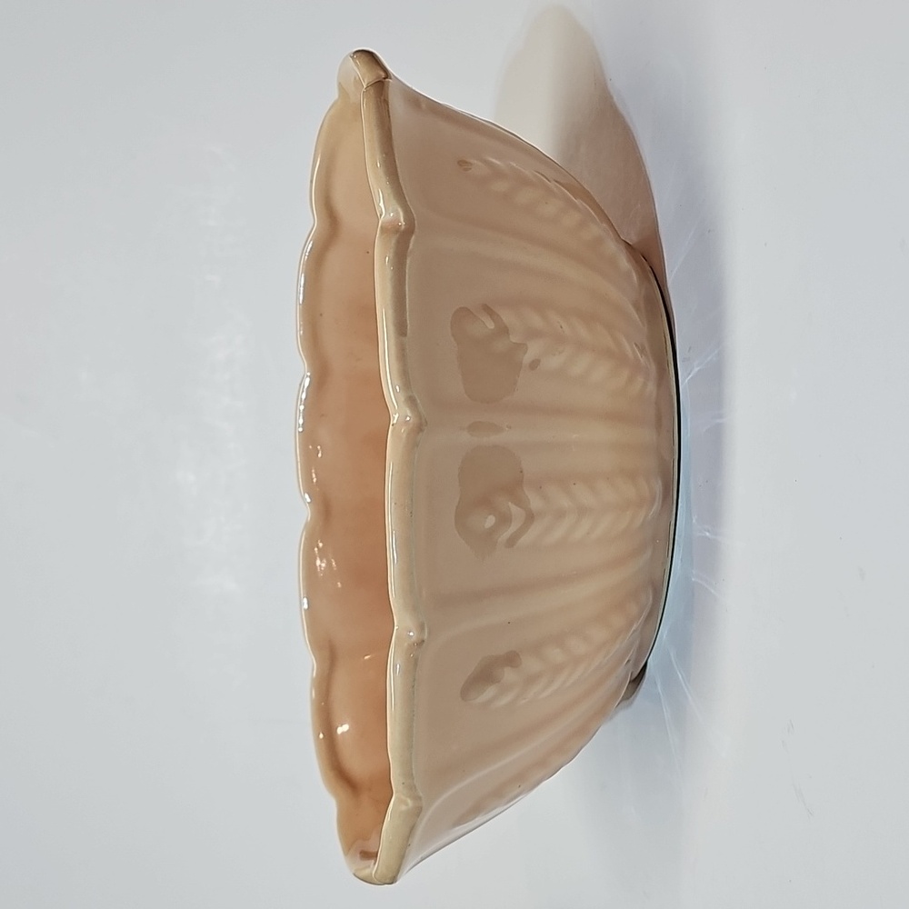 Vintage USA Ceramic Peachy Cream Scalloped Wheat Oval Planter Flower Pot Bowl